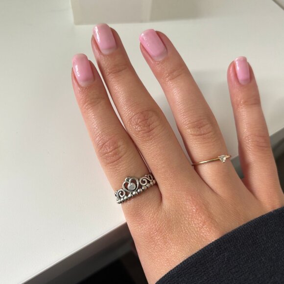 Pandora Silver Crown Ring in Size 6 - Picture 3 of 3
